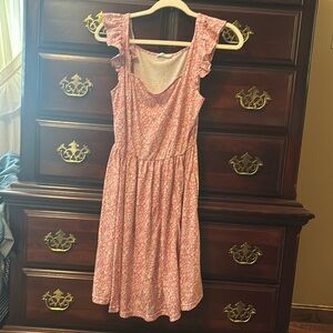 Summer dress pink w/ tiny white flowers Size M.  Wore once